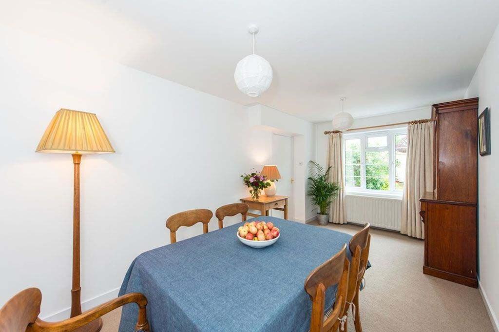 Willow Cottage, North Street Сейнт Андрюс Екстериор снимка